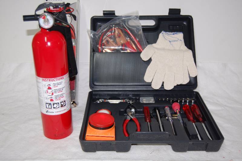 lot 58 image: Highway Emergency Kit and Fire Extinguisher