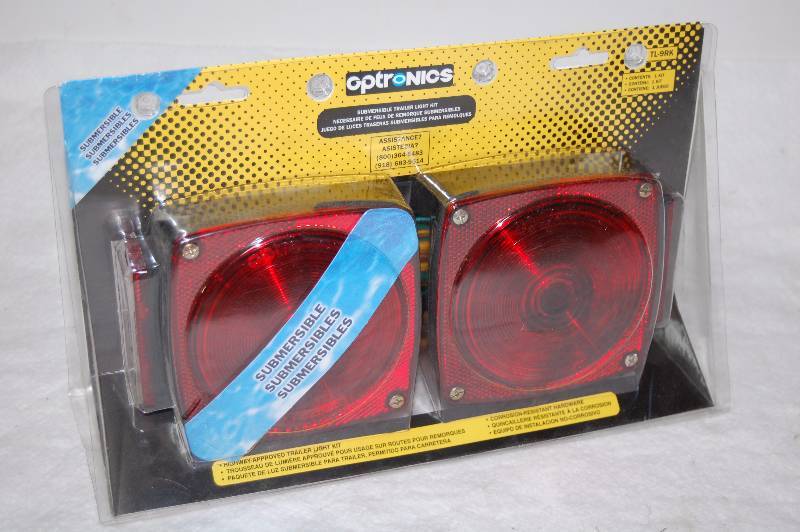 lot 59 image: Submersible Trailer Light Kit