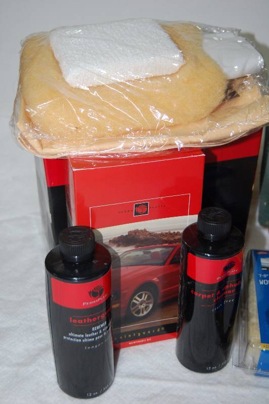 lot 60 image: Automotive Accessories and Cleaning Supplies