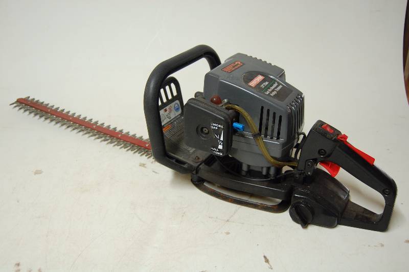 lot 69 image: Hedge Trimmer