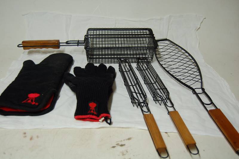 lot 83 image: CampfireGrilling Accessories