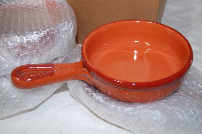 lot 99 image: Set of 4 Terraglia Bowls by Andrew Zimmern