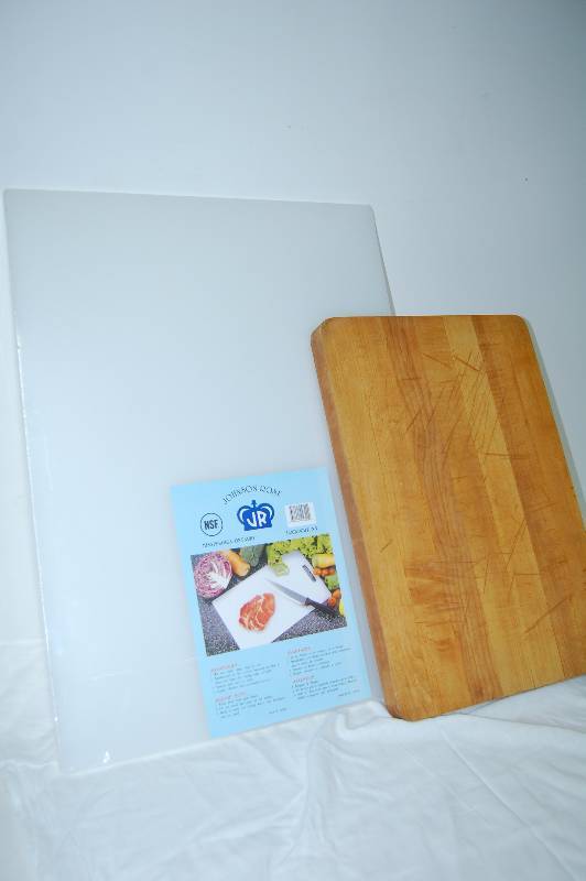 lot 128 image: Cutting Boards