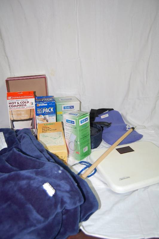 lot 148 image: Misc Medical Supplies