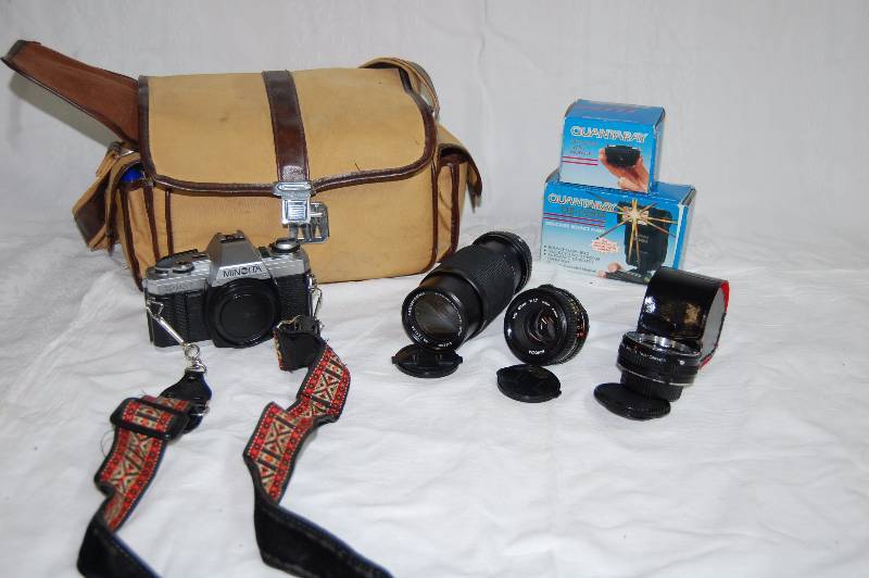 lot 161 image: Minolta Camera and Accessories