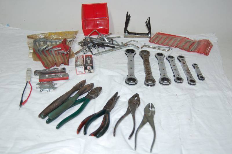 lot 173 image: Misc Tools