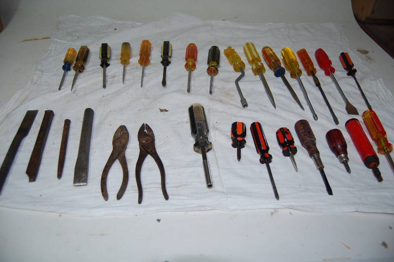 lot 202 image: Hand Tools