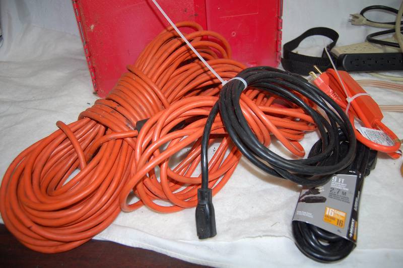 lot 232 image: Extention Cords