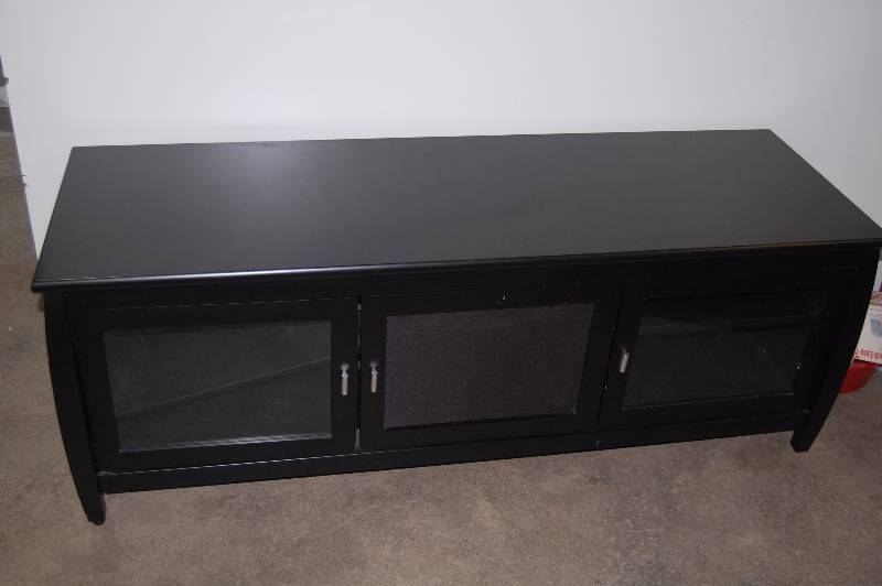 lot 257 image: TV StandEntertainment Center