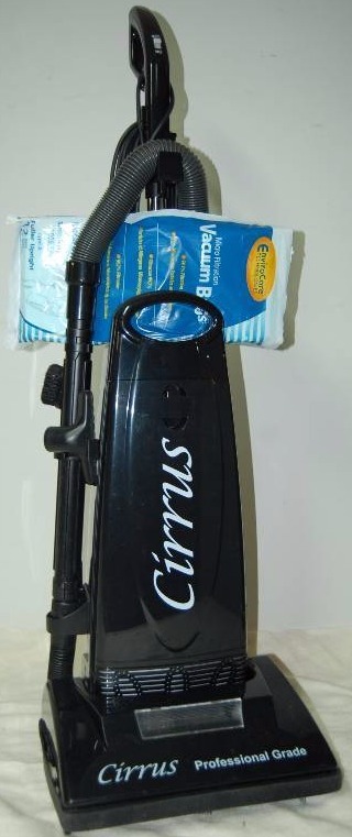 lot 314 image: Vacuum Cleaner