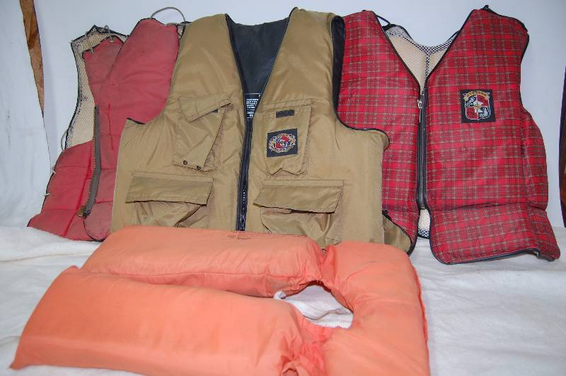 lot 401 image: Life Jackets