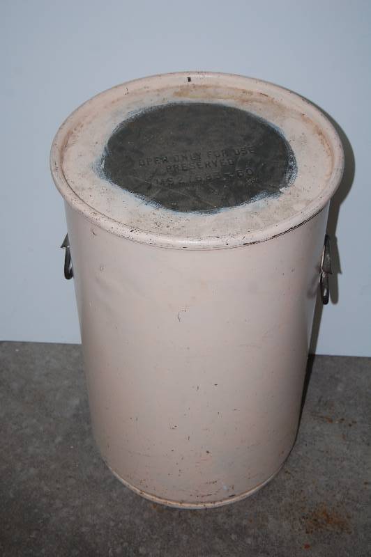 lot 404 image: Metal Can with Lid