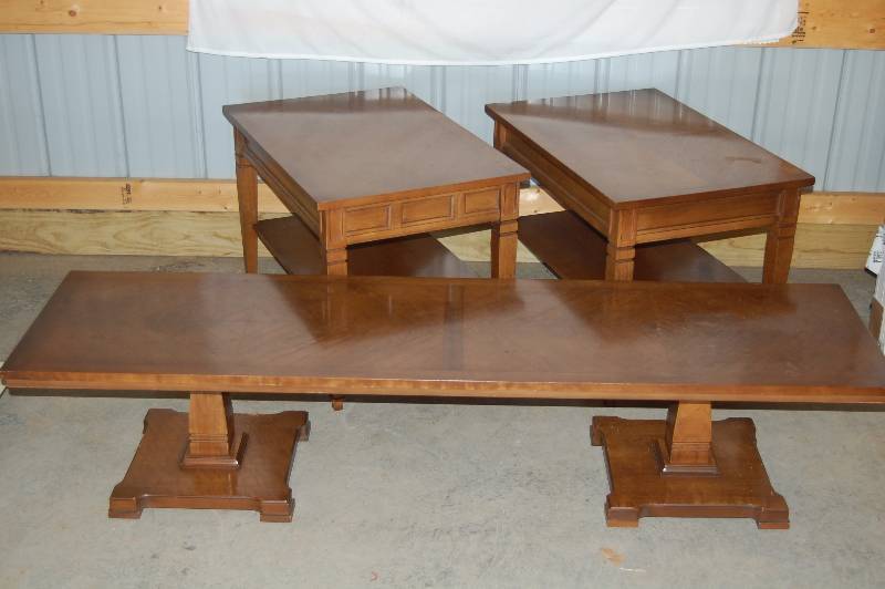 lot 430 image: Coffee Table and End Tables