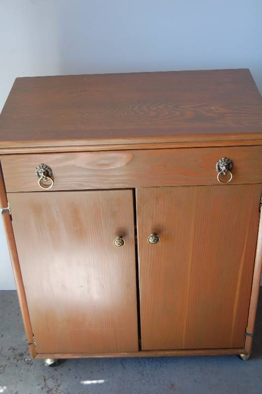 lot 460 image: Island CabinetSpice Rack