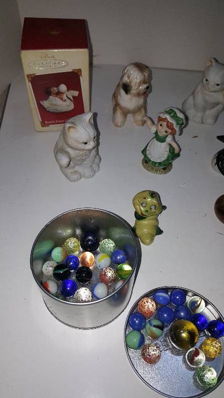 Vintage Collectibles & decor... Marbles