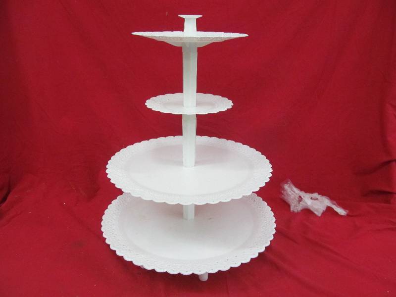 cake stand