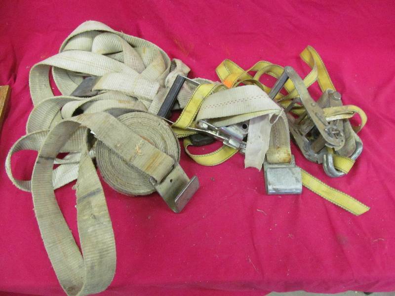 straps