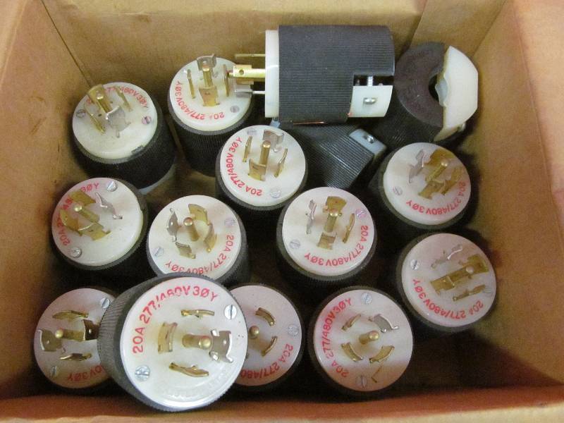 amp plugs