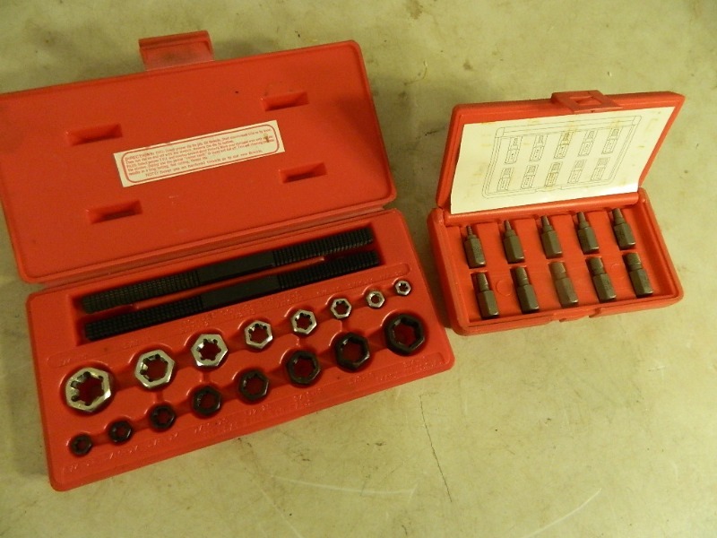 lot 32 image: Matco Screw Extractors and Die and File Set