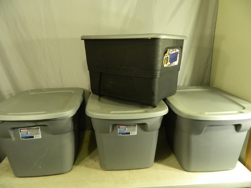 lot 98 image: 4 Totes with Lids