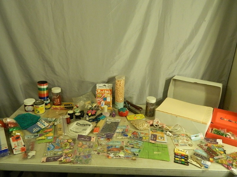 lot 123 image: Craft Items
