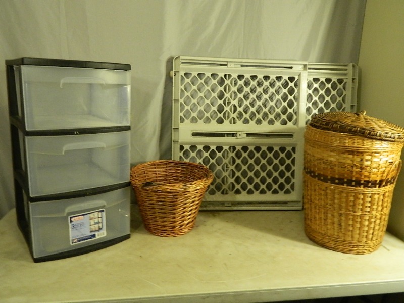 lot 132 image: 3 Drawer Organizer and More
