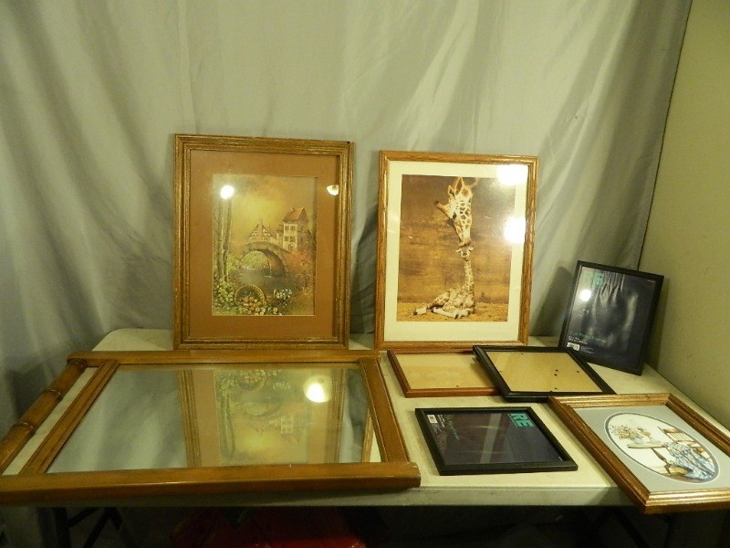 lot 138 image: Framed Pictures and Picture Frames