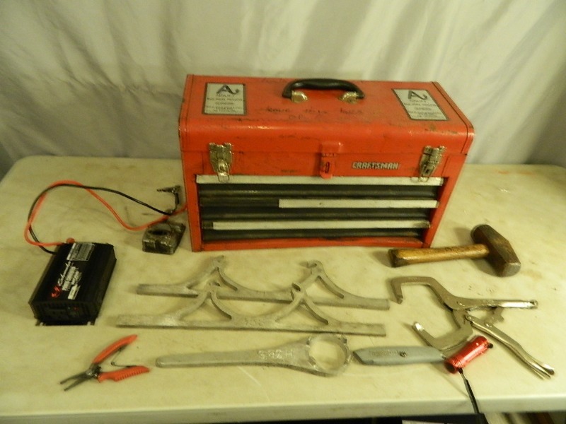 lot 48 image: Craftsman Toolbox with Tools