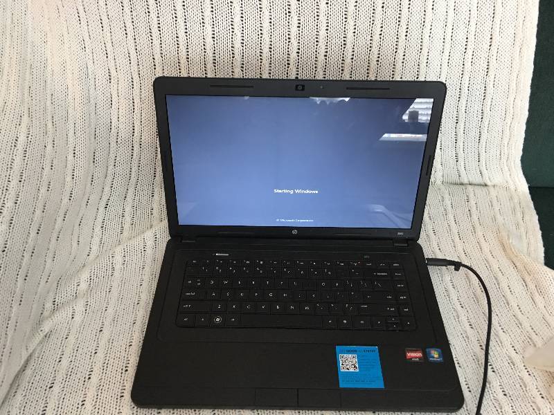 HP 2000 15.6-Inch Laptop PC