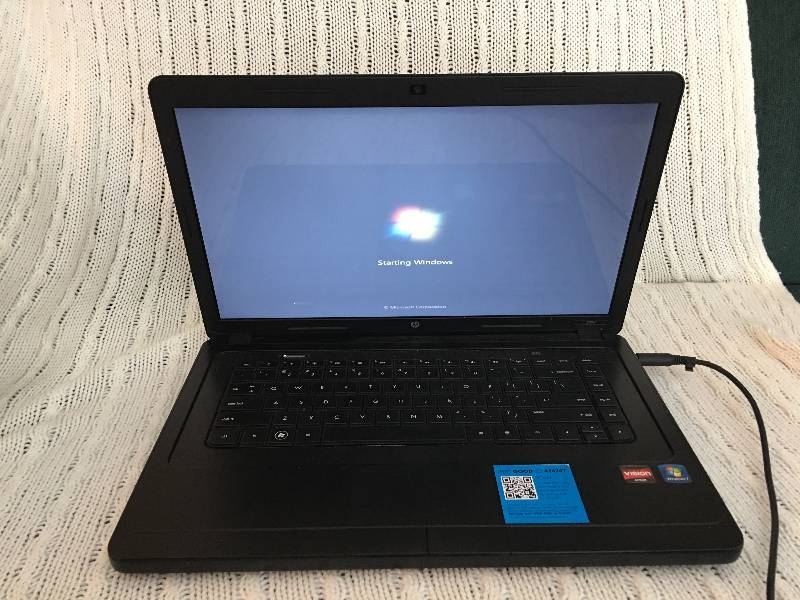 HP 2000 428dx Laptop Computer 15 6 inch HD Display March