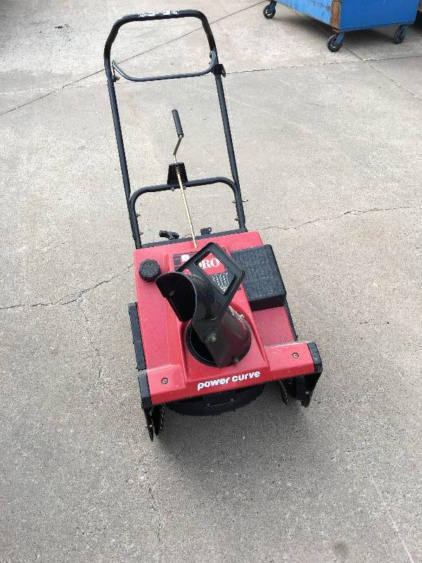 toro ccr 2000 4.5 hp snow blower March consignment auction KBID