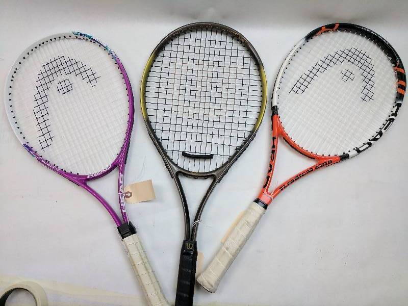 lot 67 image: Lot of 3 tennis raquets (Head, Wilson)