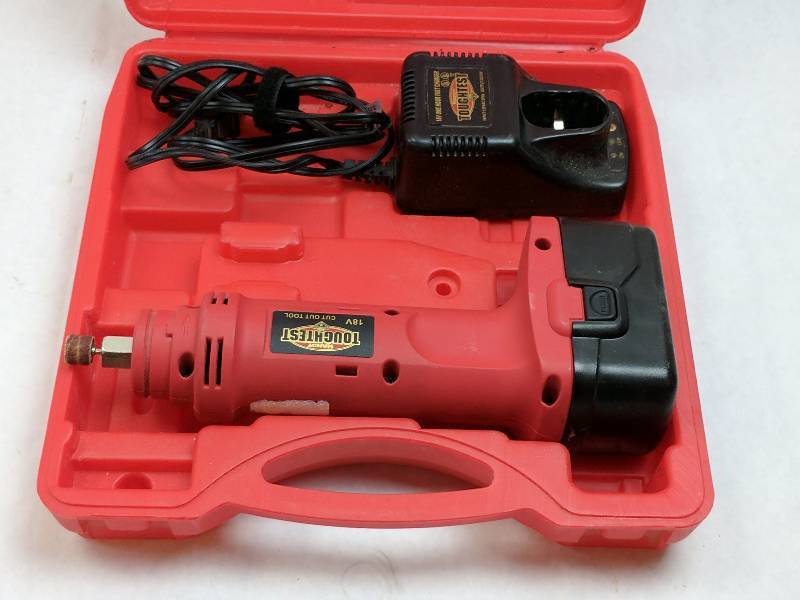 lot 34 image: Handy Toughest 18V Cut Out Tool - NiCd Battery & Case