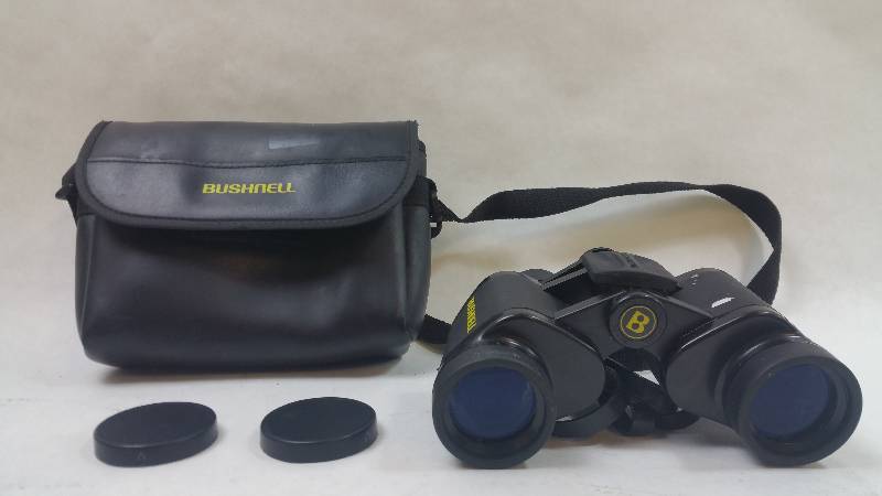lot 430 image: Bushnell 13-7307 Powerview Binoculars 7x35 Porro Prism Wide Angle with Soft Carry Case and Manual GREAT WORKING CONDITION