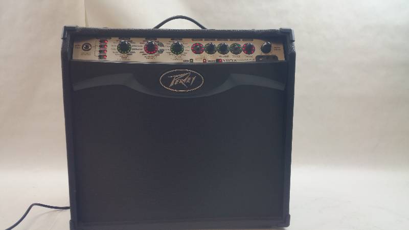 lot 513 image: Peavey VYPYR VIP 2 40W 1x12 Guitar Modeling Combo Amp Black GOOD WORKING CONDITION