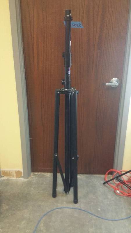 lot 517 image: Knight Industries PA Stand GOOD CONDITION