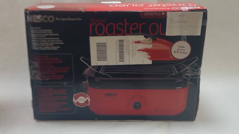 lot 531 image: Nesco 18qt Roaster Oven SMOKES