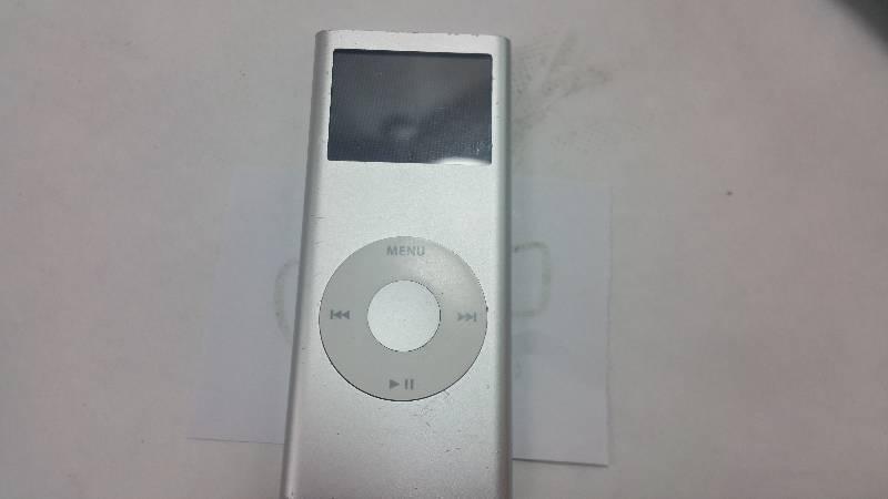 lot 533 image: Apple 4GB iPod Nano 2nd Gen Silver GREAT WORKING CONDITION