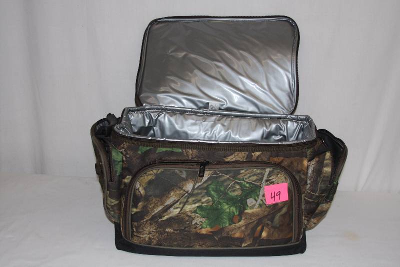 lot 49 image: Soft Side Cooler