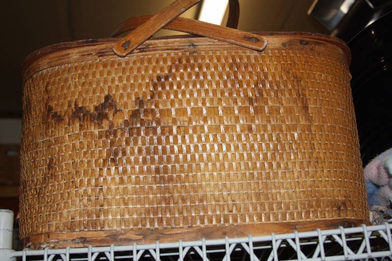 lot 83 image: Everything on the Cart