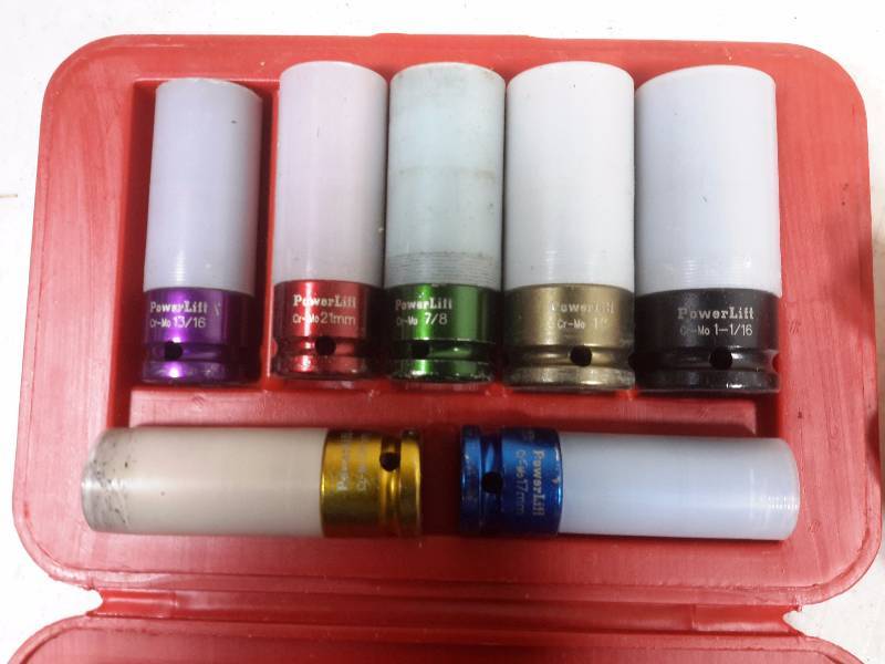 GRIP, Deep Socket, 12 in Drive Sockets.. 78 in to 1 14 in. NEW IN BOX