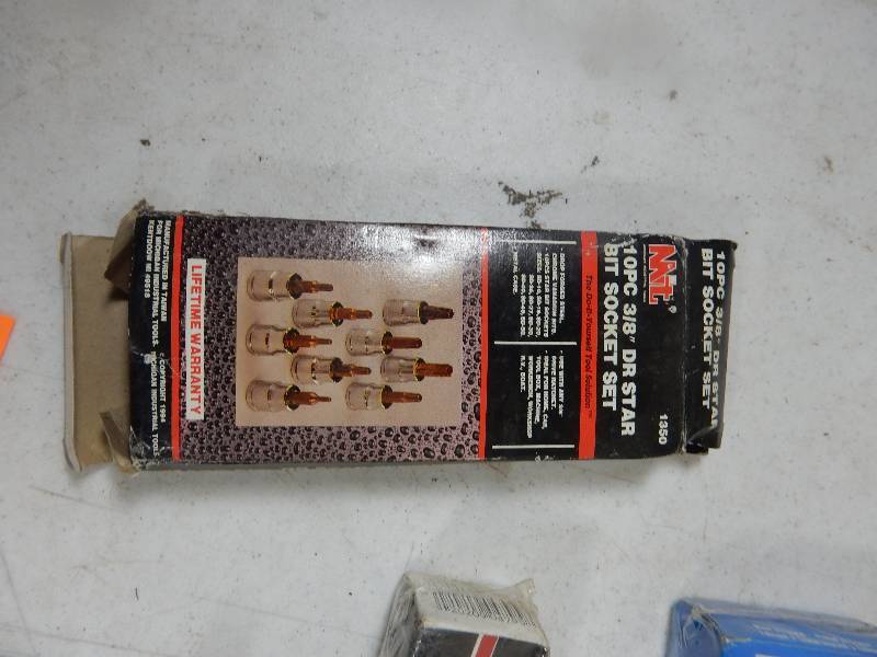 10 piece 38 in Dr Star bit socket set Campbell Hausefeld Deep impac, Metric Socket set 9 piece air impact socket set Dynacraft 12 in flex handle