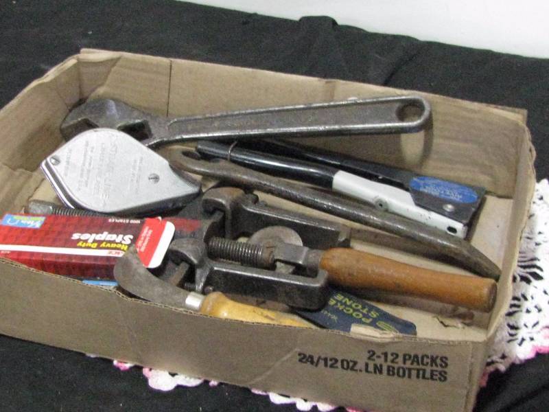 lot 39 image: Misc Tools