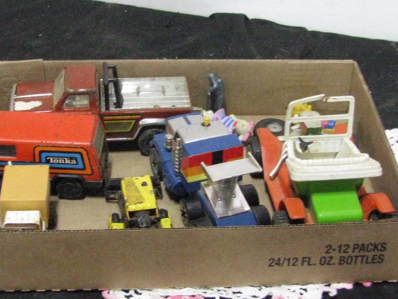 lot 83 image: Toys