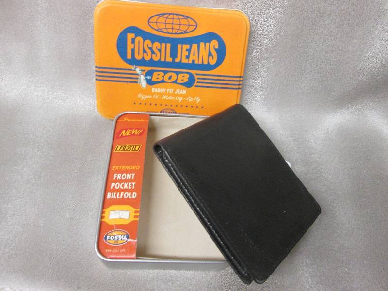 Fossil Black Bifold Leather Wallet ...