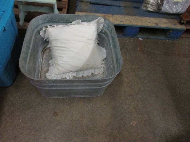 Square Galvanized Tub, Accent Pillo...