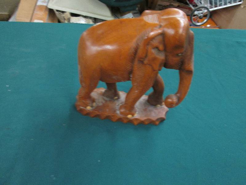 Elephant Dcor Piece...