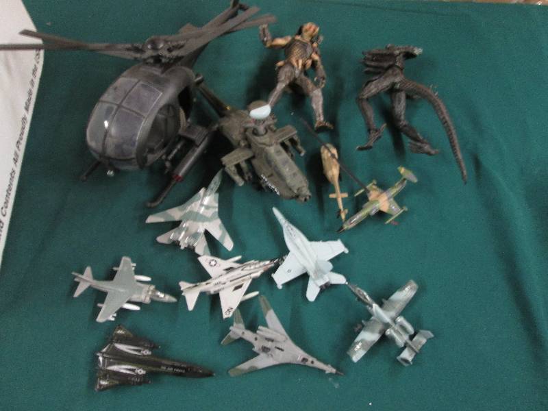 Helicopters, Action Figures, Milita...
