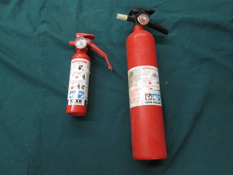 Lot of 2 Kidde Fire Extinguishers...