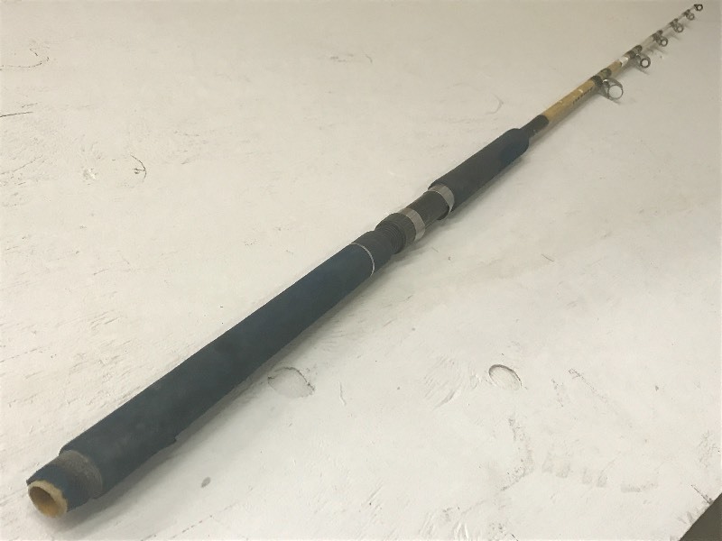 lot 12 image: Vintage Shimano Trition Salt Water ...